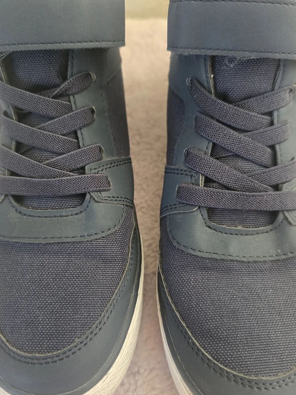 High-Top Blue Sneakers Size 6 - Excellent Condition